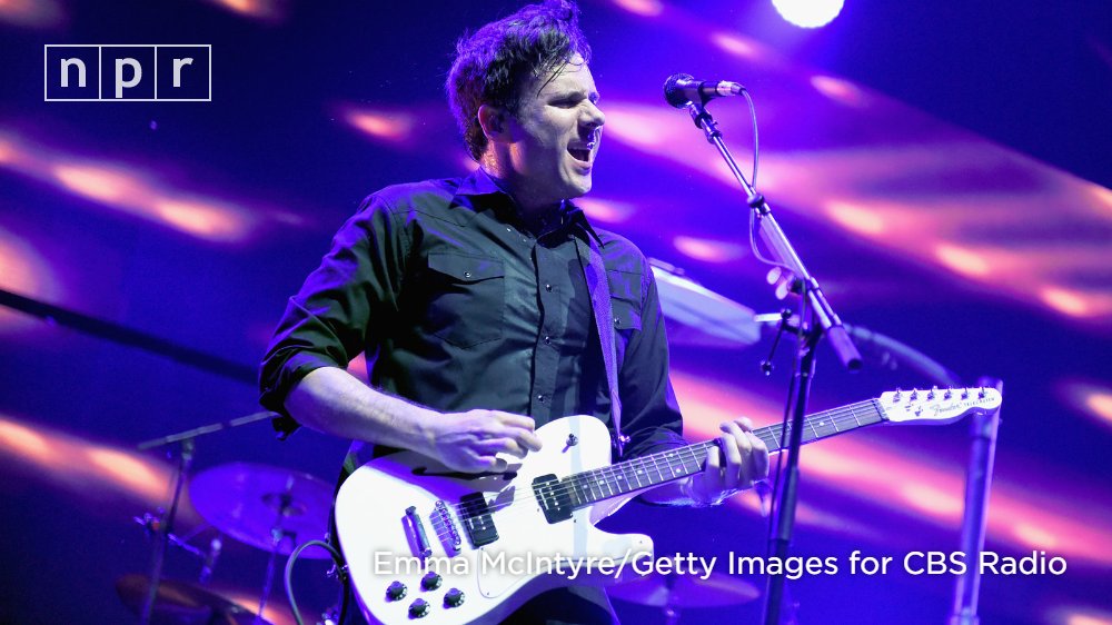 nprmusic's tweet image. For 25 years, Jimmy Eat World (@jimmyeatworld) has survived by bringing its fans along for the ride. Hear the group return with "Love Never" and "Half Heart." n.pr/2KzKRSw