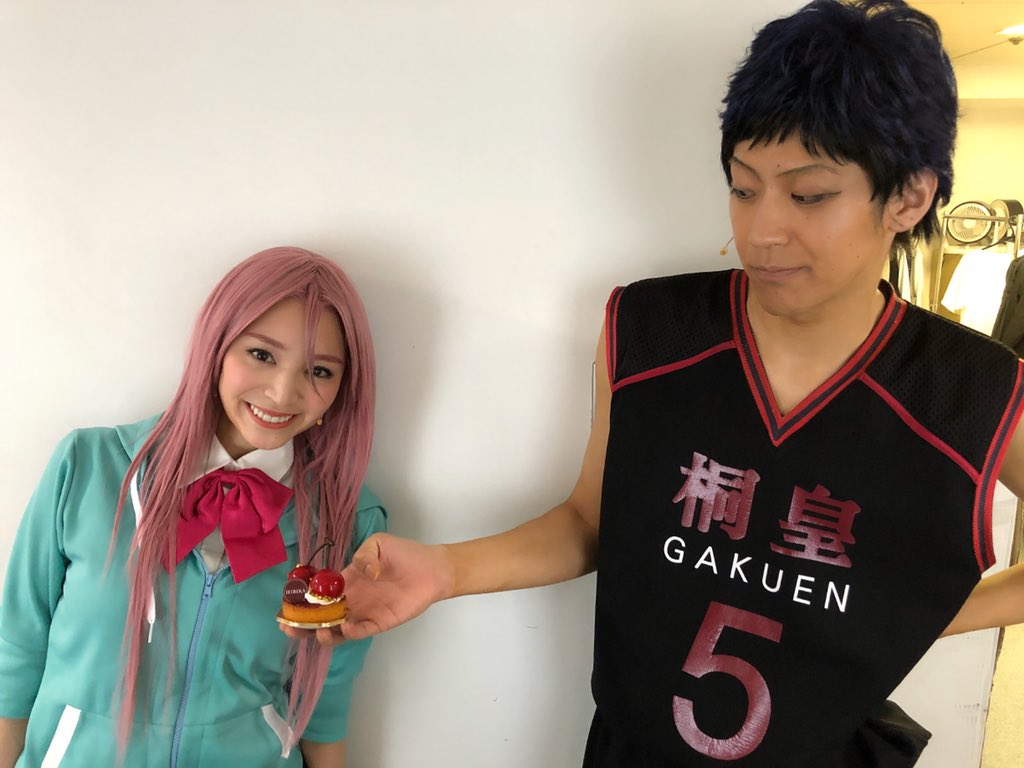日付が変わってしまってた…！！
けども

今日のお誕生日に大ちゃんからさくらんぼケーキ🍒🎂

ありがとうっ😊ふふ

#くろステ
#黒子のバスケ
#幼馴染
#青峰大輝 #桃井さつき
