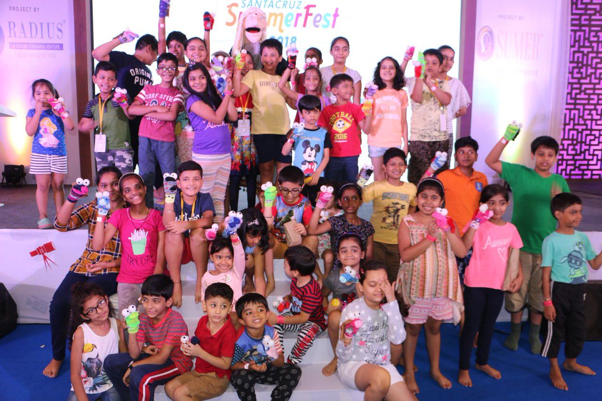 summerfest54's tweet image. Another fine summer day comes to end. But the fun will continue tomorrow at #SantacruzSummerfest. Be there or be square! #Avenue54 #RadiusDevelopers @_AshleyLobo @ThePuppetarians @Mickeymehta @TDXMumbai @radiusdeveloper @kanhaicreations @magicriseparty