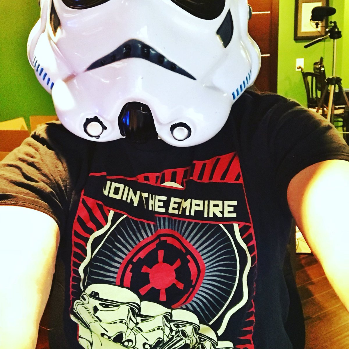 kevindelong's tweet photo. Shirt #3 for #StarWarsDay #maythe4thbewithyou #stormtrooper #jointheempire https://t.co/wKTXs3rqC8