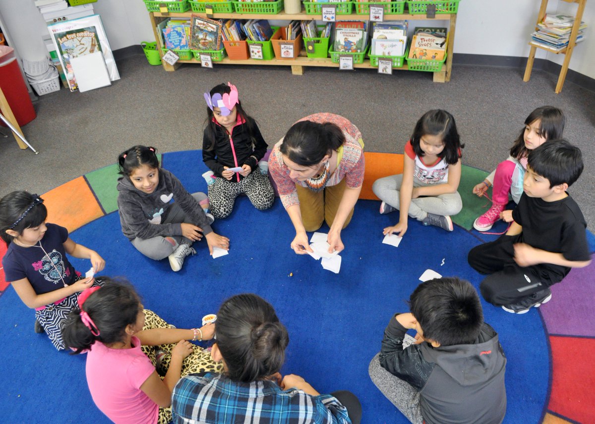 Duke_DCA's tweet photo. .@DukeU's #DukeDoingGood employee giving campaign supports the Before and Afterschool Reading Academy at @wattsmontessori &amp; @forestviewpta! https://t.co/HDAI7yJ29V https://t.co/K7olorgYUk
