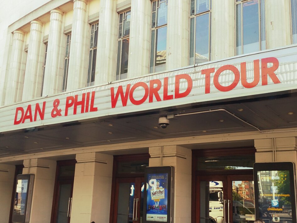 Above_TF's tweet image. 25 additional tickets have just been released for @danielhowell and @AmazingPhil 's London show tonight! #interactiveintroverts danandphiltour.com