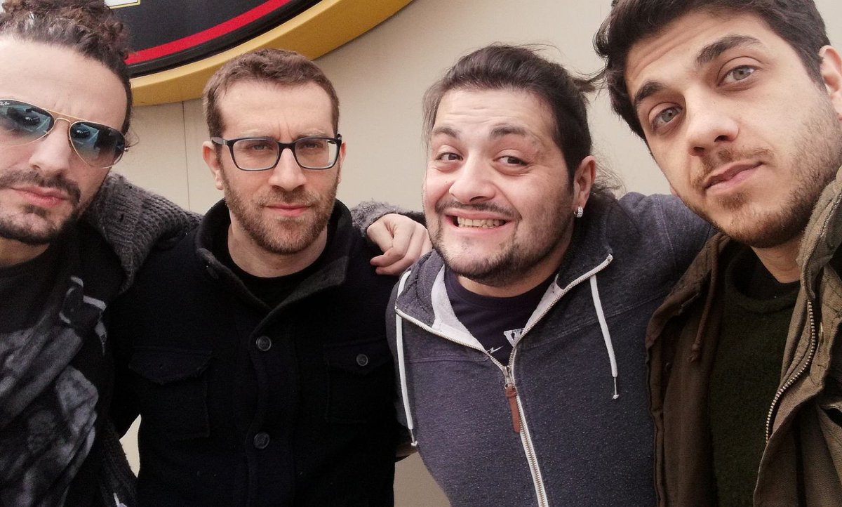 Mirkoeilcane's tweet photo. Pronti. 
Partenza. 
Ore 21 - live @SanteriaMilano
Abbracciamose. 
Ciao. #mirkoeilcane

#musica #Live #Milano @OTRlive https://t.co/T14aWM5iGq