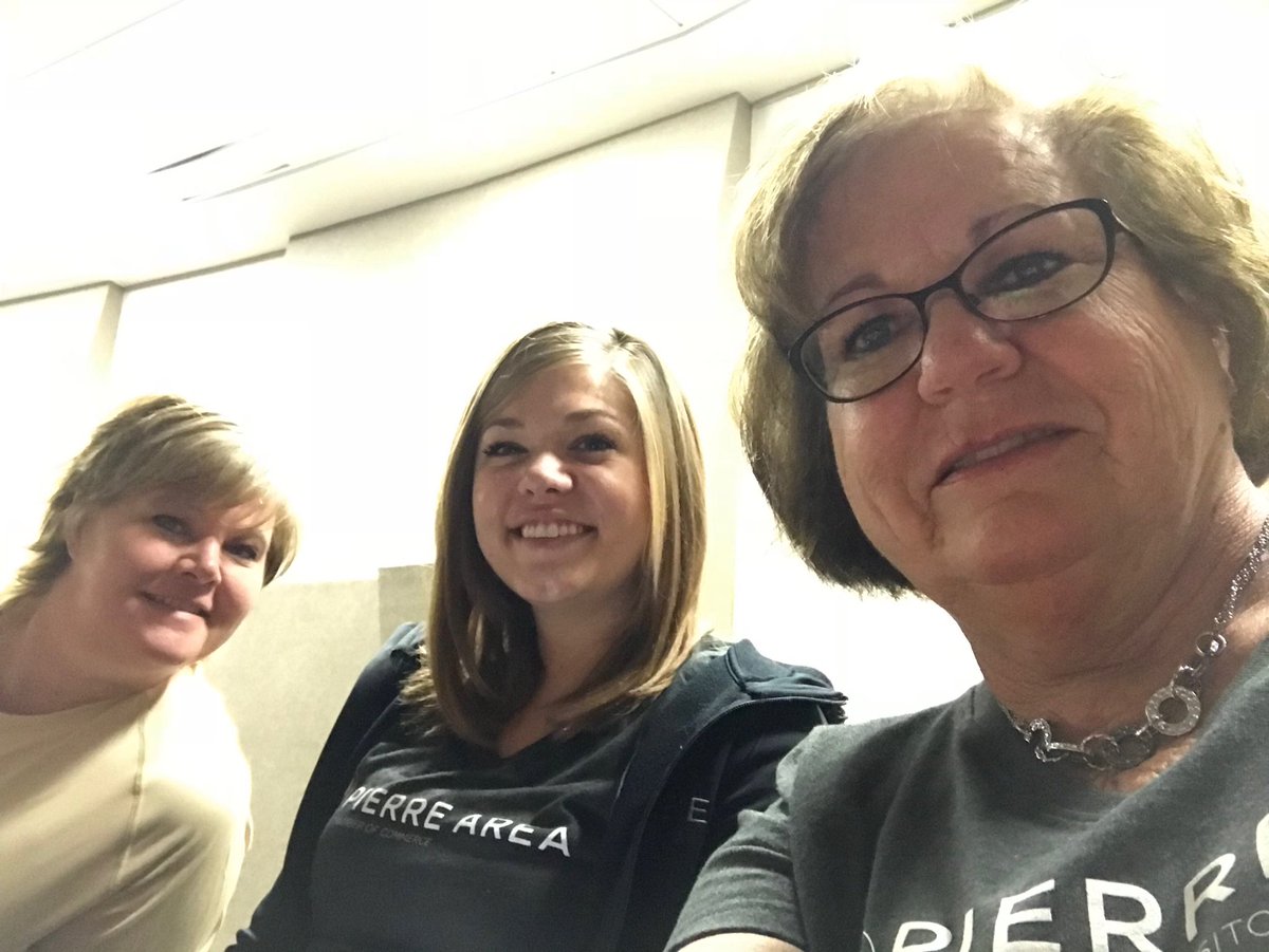 loisries's tweet photo. Leadercast today. Learning to be better leaders. Awesome information. #leaderspierresd https://t.co/Ei42LDIX6Y