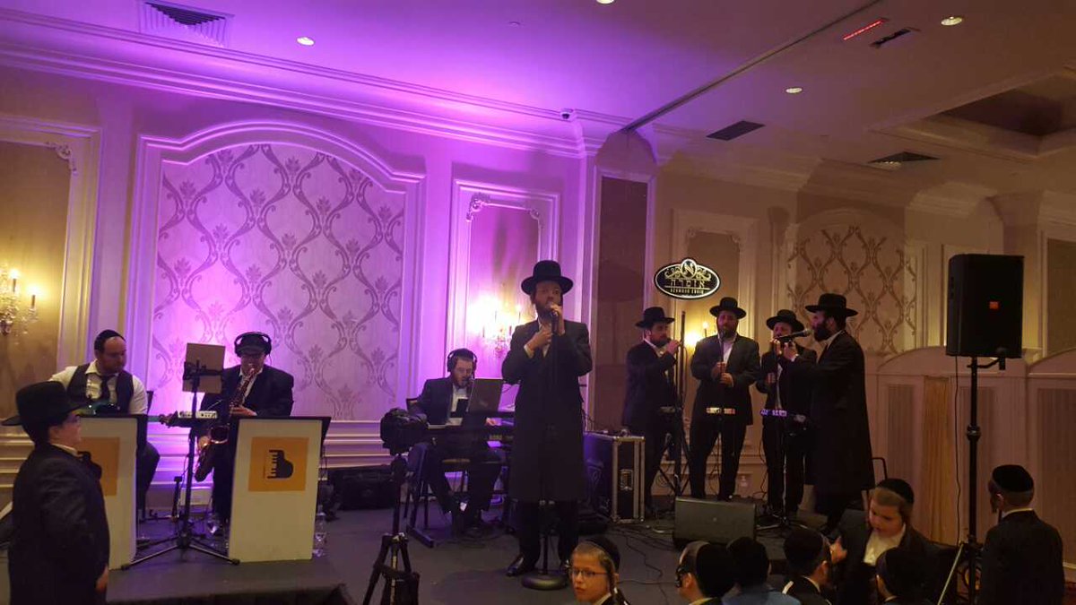 Azamrah Choir (@azamrahchoir) on Twitter photo Tonight's beautiful wedding! @atereschynka
Mazel tov to the Kalisch & Weinberger families!
More clips to come! .
.
.
🎤@menachemmoskowitz
🎹@aberkoproductions
🎸<a href="/chaimbokchin/">Chaim Bokchin</a>
🎷@mfeinberg1959 .
.
#jewishmusic #lagbaomer #wedding #lagbaomer2018 #crazynight Tonight's beautiful wedding! @atereschynka
Mazel tov to the Kalisch & Weinberger families!
More clips to come! .
.
.
🎤@menachemmoskowitz
🎹@aberkoproductions
🎸<a href="/chaimbokchin/">Chaim Bokchin</a>
🎷@mfeinberg1959 .
.
#jewishmusic #lagbaomer #wedding #lagbaomer2018 #crazynight