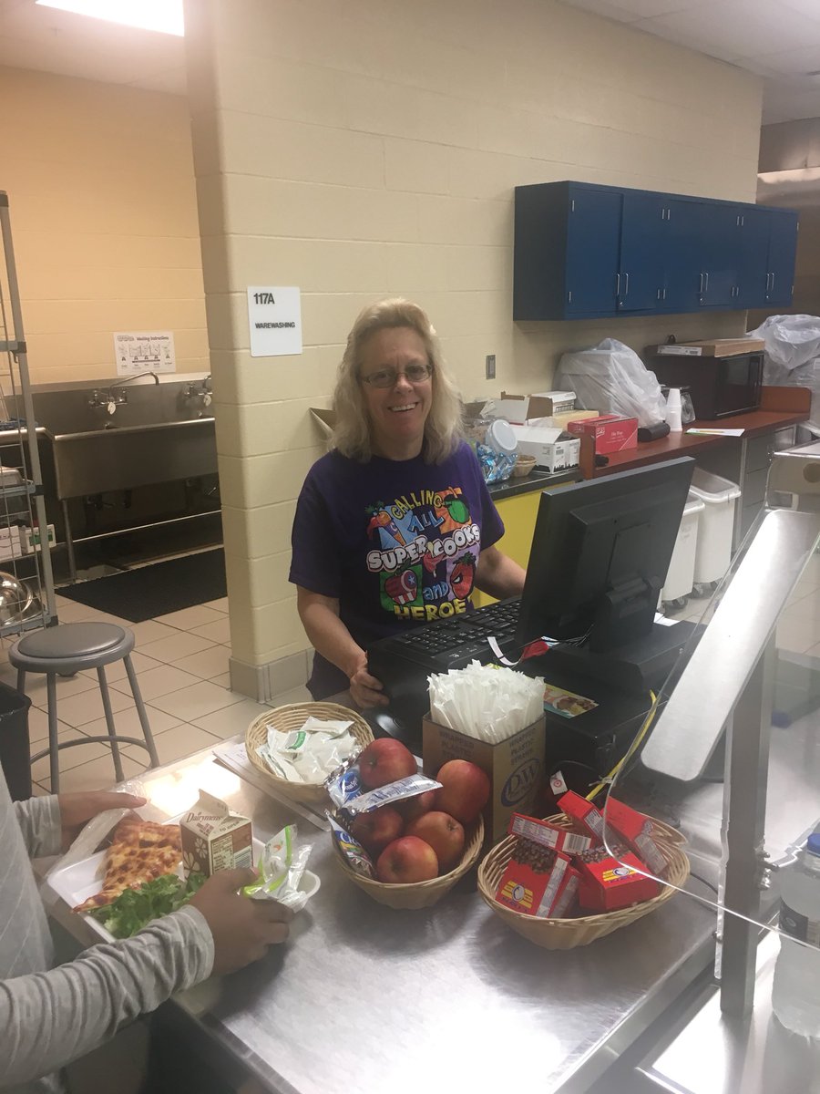 MrsHallock's tweet photo. We love our cafeteria staff! #SuperHeroLunch https://t.co/SUhyF1mIlG