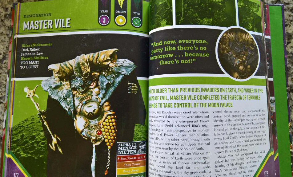 PowerRangersNOW's tweet photo. FIRST LOOK: Mighty Morphin #PowerRangers 25th Anniversary Monster Guide!
https://t.co/c57uvC9eWR https://t.co/vCCPsDbeCw