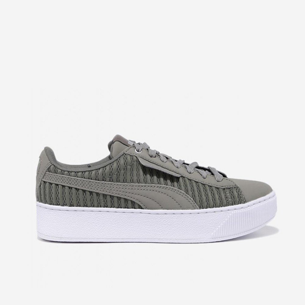 ElabelzME's tweet photo. Stepping it up a level, quite literally >>> https://t.co/g8Kx1XRgUt 👟
#Elabelz #MyLabelz #Sneakers #MustHaves #Puma #NewIn https://t.co/NEcKrYNEMd