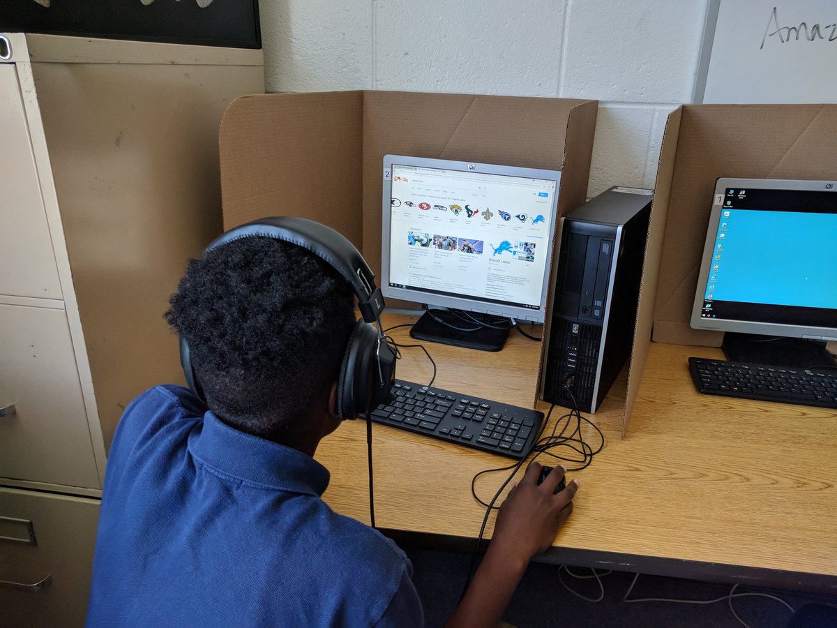 dayankee's tweet photo. Daniel doing research for his forthcoming NFL podcast. #geniushour https://t.co/8VhiWASSQl