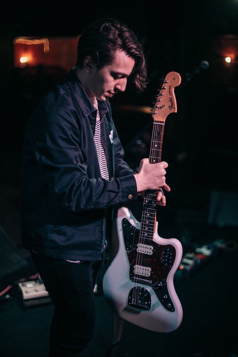 Pre-show jitters ⇆ 📸: <a href="/JustJash/">Jāsh 📹</a>