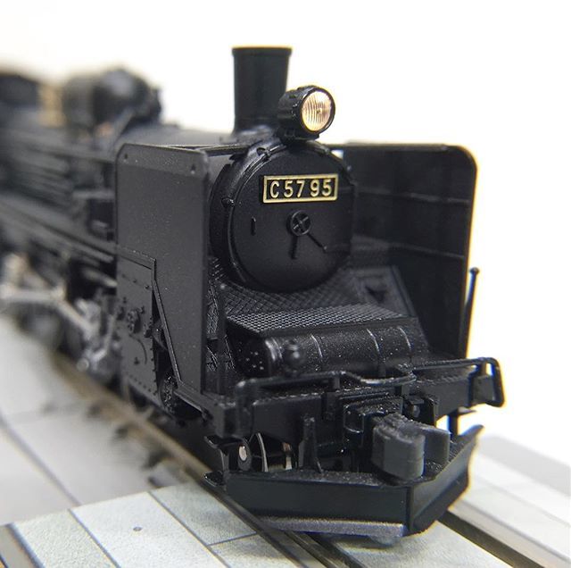 横濱模型 Na Twitteru Katoの蒸気機関車はヘッドライトレンズを交換するだけで イメージがガラリと変わる 入魂 Kato Nゲージ C57 蒸気機関車 機関車 Nゲージ改造 Nscale 鉄道 鉄道模型 鉄道模型写真 ヘッドライト T Co Fp13obvqcs T Co