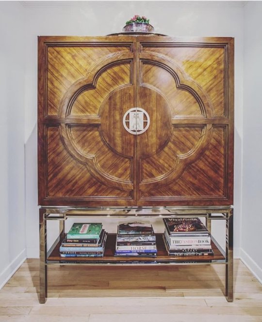 SteelyardAccess's tweet image. Isn't it beautiful?? @WashDesignCtr: The Lotus Bar Cabinet from @centuryfurniture. #WDCdesign #finefurniture #interiordesign #furnituredesign #interiorinspo