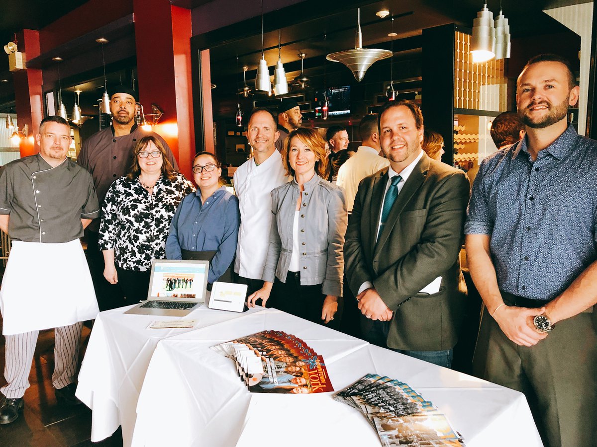gavin_evolve's tweet photo. Gavin CEO and board president of @Downtownyorkpa, @mpriestarnold, is supporting @givelocalyork by volunteering at The Left Bank to promote the beautification of downtown. Visit https://t.co/fMyWyG60Qq to donate, or grab lunch at The Left Bank where 10% of sales will be donated! https://t.co/ac1JjwIY3E