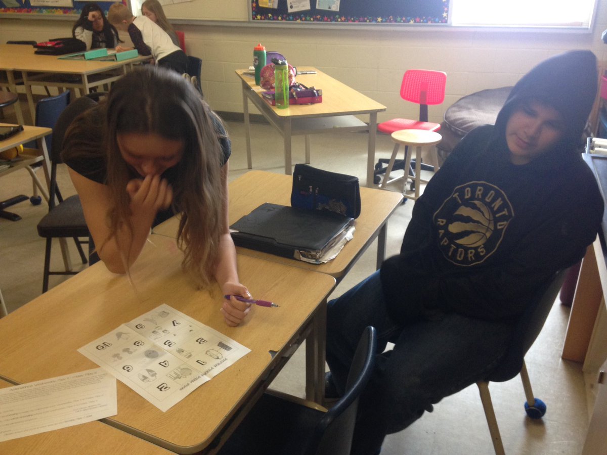 LDubsGatestone's tweet image. Picture Pun Puzzles! #colourchallenge #class78