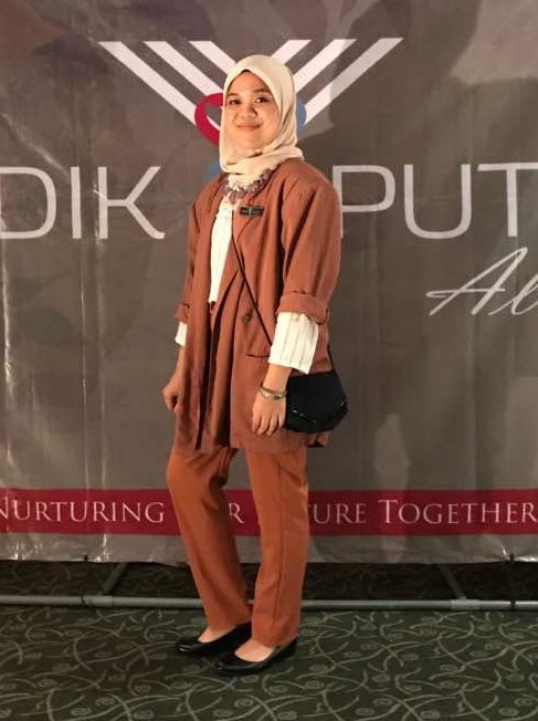 _alyazafar's tweet image. I mean come on. I wore this first Lofa. Bwhahahahahahhhahahh. #SoVain #sekalisekala 😂