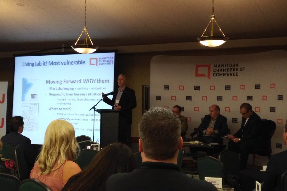 6pmarketing's tweet photo. Day 2 @mbchambersofcom #MCC2018AGM and heard great talk on #innovations from @northforgemb and economic development from @AMMManitoba @DaveyAngus - #awesomemorning #6pcommunity https://t.co/PUSlTX8zzE