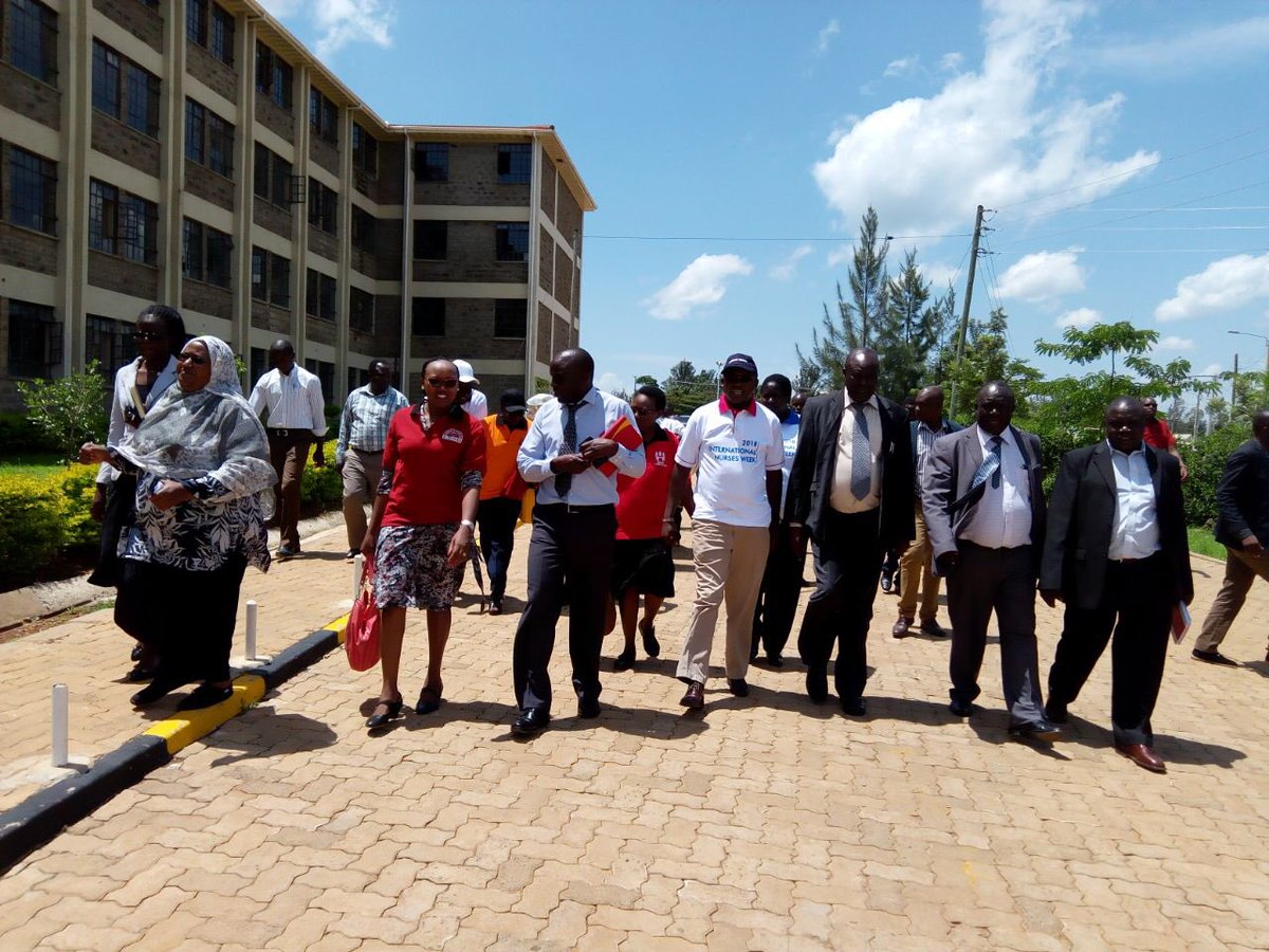 EdnaTallam's tweet photo. 8km symbolic walk from Bungoma hospital to @KibabiiUni to mark the launch of International #NursesWeek joined by @BungomaCountyKe Deputy Governor, @nnakenya Chair & Nurses #IDM18 #VoicetoLead #NursesweeKe #IND2018 @MOH_Kenya https://t.co/CrooMmXpMd