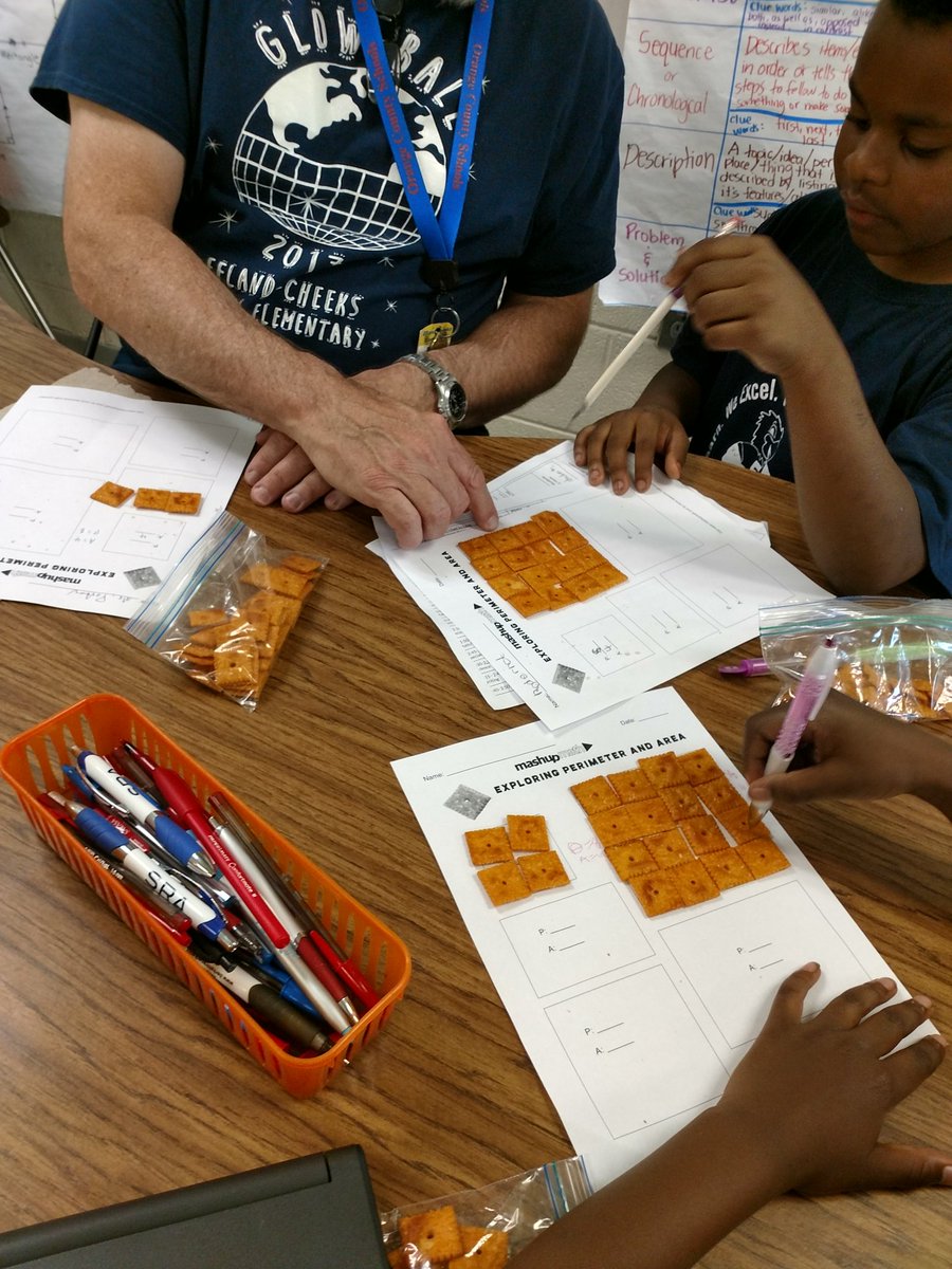 danawatson27's tweet photo. Area and perimeter with Cheez its! @ECGlobalElem https://t.co/lhhE4k7pxq