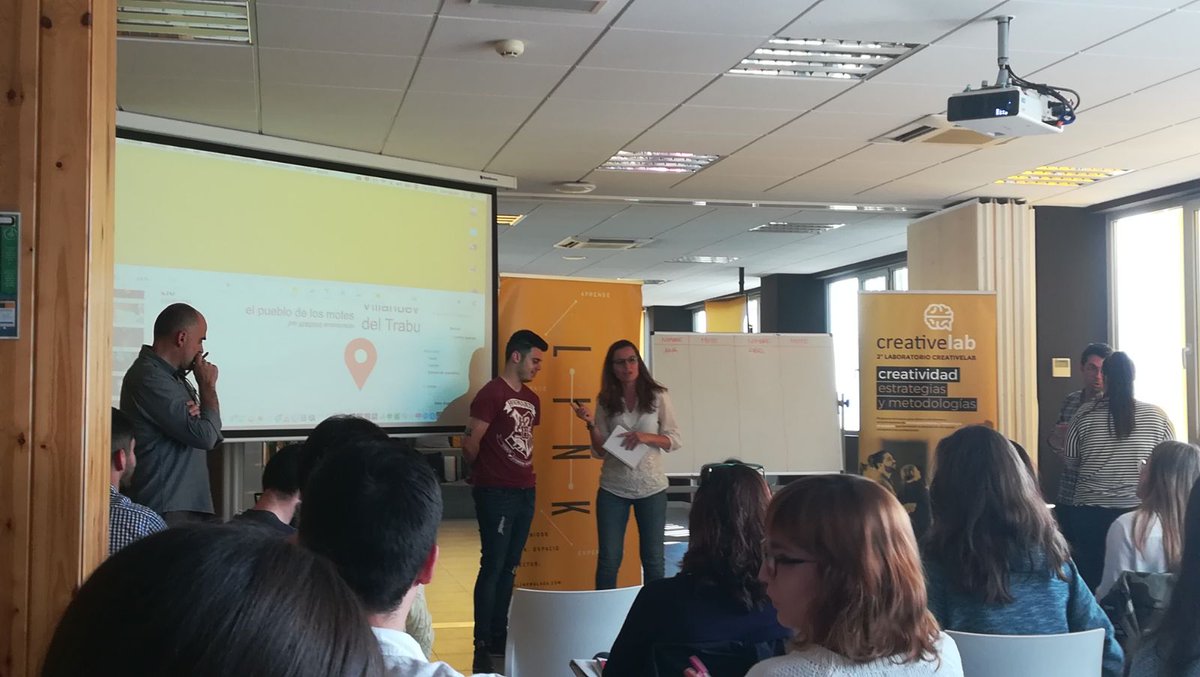 linkbyuma's tweet photo. Ya estamos iniciadísimos en la III edición de #CreativeLabProyectos 🎉
Como viene siendo tradición, nos hemos echado unas cuantas risas con los #motes de los participantes 👏
Y ahora a hablar de #creatividad 🙌 https://t.co/EFSKXexfaS