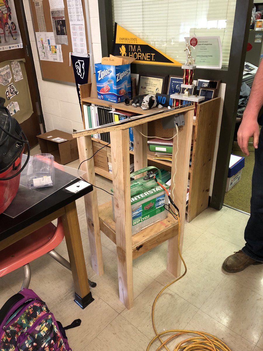 CoachBudke's tweet photo. With a completed stand, modular design, quick connect couplings, and working 2 step safety switch...the physics class is near completion of the rocket launch automation project. First test early next week. #NextGenEd  @KsCommissioner @EtownCommodore @jamesrenfro https://t.co/bRUCfSI5kY