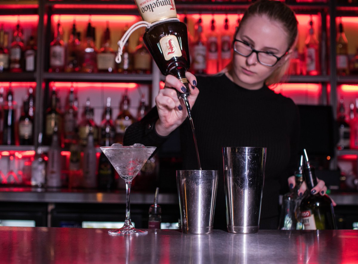 Start your bank holiday weekend the right way at #NoHo! Happy hour until 8pm! 🍾
