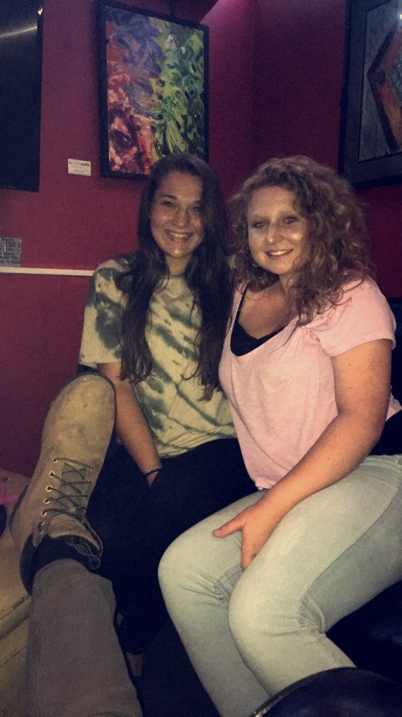 allybiehl's tweet photo. Happy belated bday to my babies, ilyyyyy both w my whole heart 💘 Saving the best for last, shoulda expected it outta me 😉 @kelseybartmess5 @Chlofeee https://t.co/xMEpf6ExR3