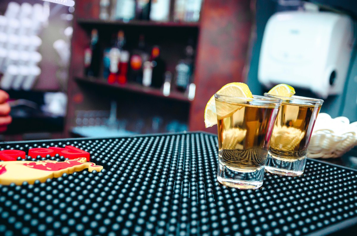 ShertheApp's tweet photo. About 20 hours and 24 minutes until #cincodemayo2018! @Casamigos will sell about 400 cases of #Tequila from now until then! #countdownclock #event #interesting #Facts https://t.co/QrJN3jieWs