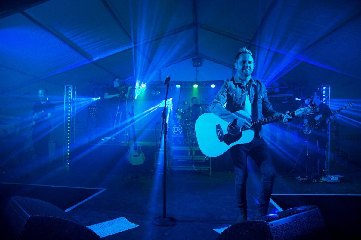 Countryfest.ie tweet media