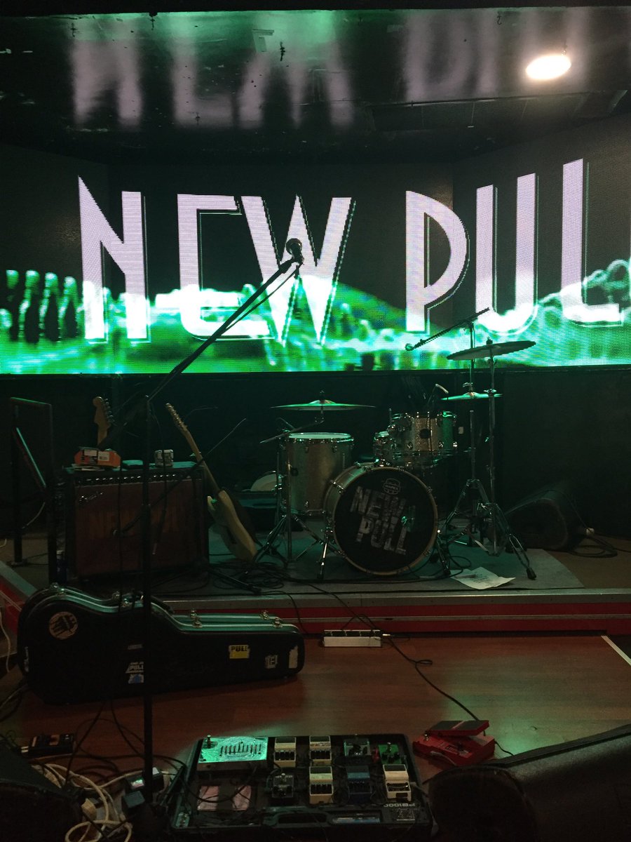 NewPullband's tweet photo. Probando! @NordikaProd @esteveznordrock @promosapiensnet @GetInMusic @BoiteLive @NewPullband https://t.co/Js6x71sPdL