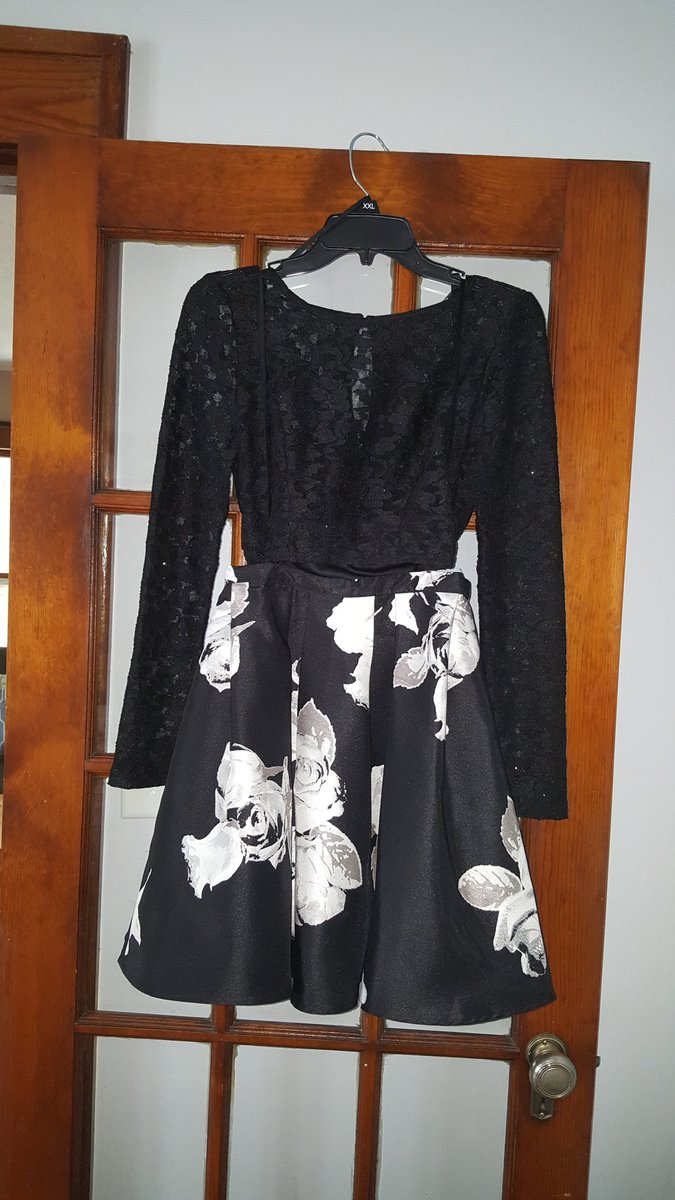whiskeynow1980's tweet photo. Her dress is ready....I am not 😢
#momlife #firstformal https://t.co/hzitidVysw