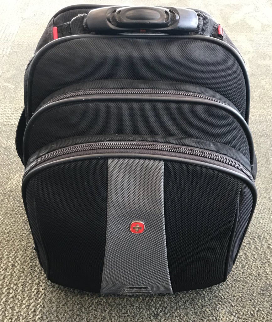 KevinsRule1's tweet photo. After 16 years my @SWISSGEAR laptop backpack has finally failed me. It survived disaster relief efforts #Floods #earthquakes #hurricanes #tornados #bestpurchaseever #mustbetimetomoveon #SadDay #ZipperFail https://t.co/Yaf7dm7wa3