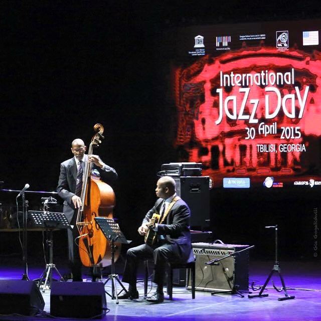 EasternTbilisi's tweet photo. Happy Birthday Ron Carter! #JazzDay #tbilisi2015 #jazzlegend https://t.co/bMkp3IFqaD
