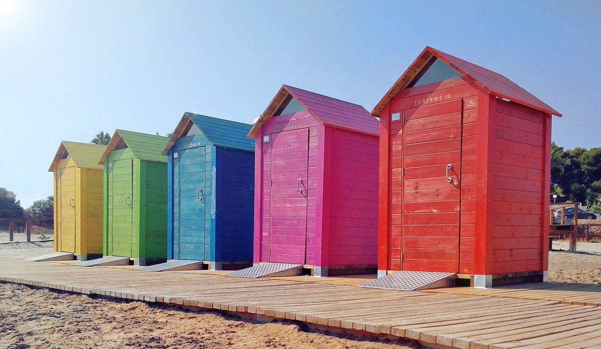 SchoolFundingUK's tweet photo. You have until 9th May 2018 to enter the Jewson Building Better Communities competition. Winners receive a share of £250k worth of building materials to make a difference in their area! https://t.co/CegFPPr9K1 https://t.co/fW4jhK1zfP