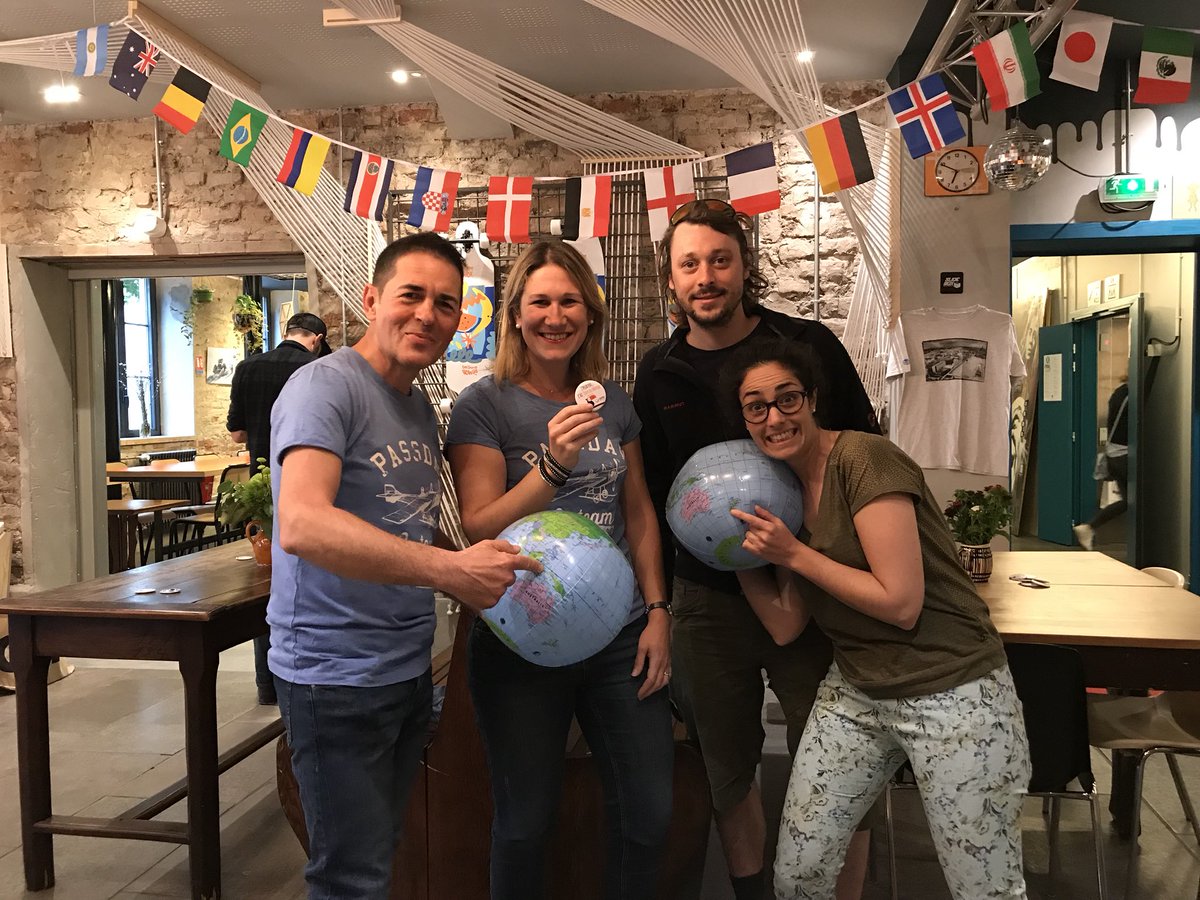 carnetdescapade's tweet photo. En place pour l’ #ApéroVoyageurs de #Strasbourg 😎 #PassDav #Alsace https://t.co/2yznDHPXpP