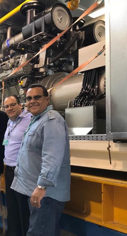 TEKSOLPR's tweet photo. Cliente satisfecho con pruebas de aceptación en fabrica de #GENSET a ser instalado como parte de un sistema de Trigeneración en @PallCorporation, Fajardo. A la derecha, el Ing. Ismael Solis de @PallCorporation y a la izquierda el Ing. Ricardo Del Rosario de @TEKSOLPR. https://t.co/GBw5iM5Y4C