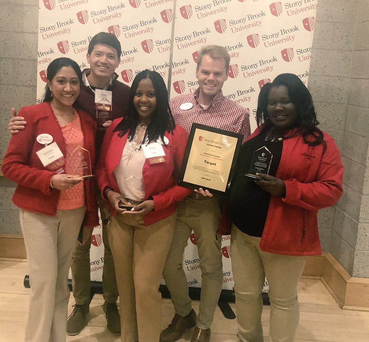 So glad to be a part of the Diversity Professional Leadership Network program  <a href="/stonybrooku/">Stony Brook University</a>! Thank you to all of our amazing mentors for spending time with students this year! #WorkSomewhereYouLove 🎯