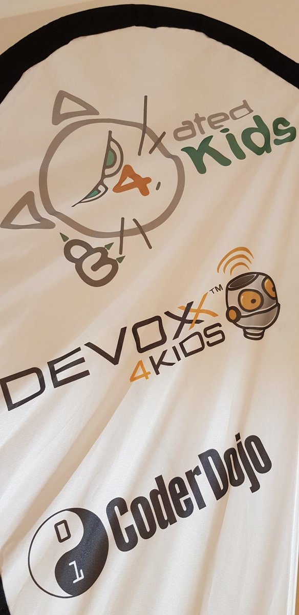 Pronti per la grande invasione di <a href="/supsi_ch/">SUPSI</a> con i ragazzi di <a href="/Devoxx4Kids/">Devoxx4Kids</a> #Lugano #tecnologia #innovazione e tanto #divertimento <a href="/ValeriaCagnina/">Valeria Cagnina</a>