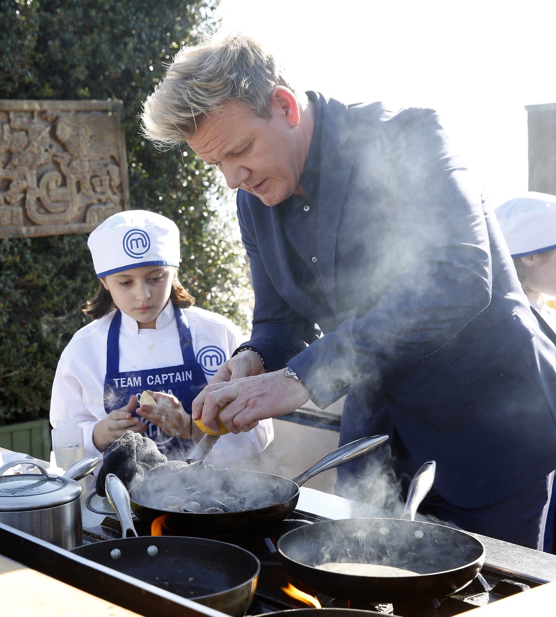 ChefJoshR's tweet image. Don’t miss tonight’s episode of @MasterChefJrFOX ... my friends and I got to taste (and judge) some of Season 6’s dishes from the red and the blue teams #masterchefjunior #masterchefpop