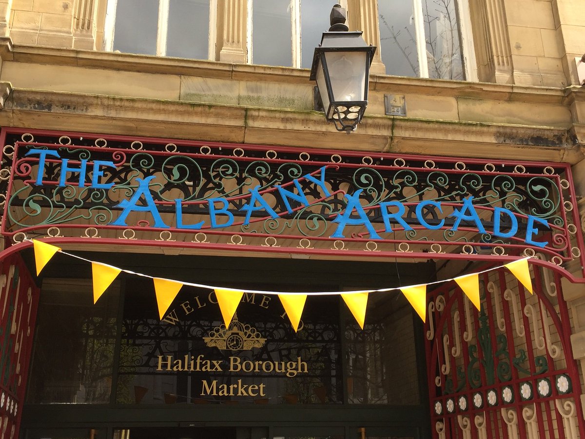 VisitCalderdale's tweet photo. Celebrate the #BankHoliday weekend by watching the Tour de Yorkshire in Calderdale! For info on Sunday's race starting in Halifax, including race times and route, see our blog https://t.co/xjeGYVTic7 @letouryorkshire  #activecdale @Calderdale https://t.co/VplCtsrKRd