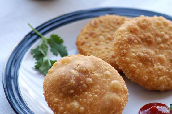 Kachori is a spicy snack, originating from the Indian subcontinent, and common in places with Indian diaspora and other South Asian diaspora, such as Trinidad and Tobago, Guyana, and Suriname. Check new type of kachori in aapnarecipe.in/recipe/pyaz-ki…