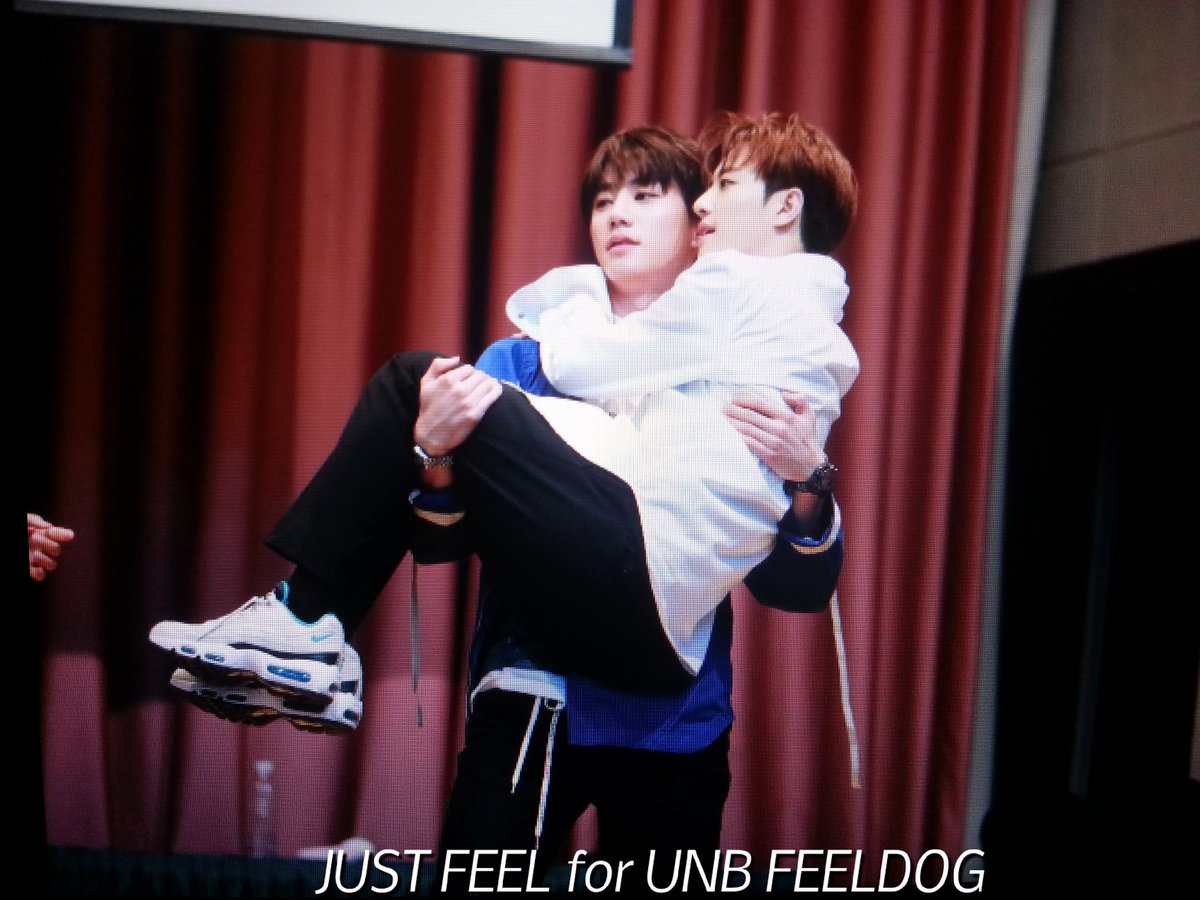 JustFeeldog's tweet photo. 프리뷰 180504
왕자님♥ 우리 소중한 오리다 조심히 다뤄주세여💕@feeldog_bpnn 

#유앤비 #UNB #빅스타 #필독 #오광석 #feeldog #boyhood #감각 #onlyone #유키스 #준 https://t.co/fuWwnQ61wx