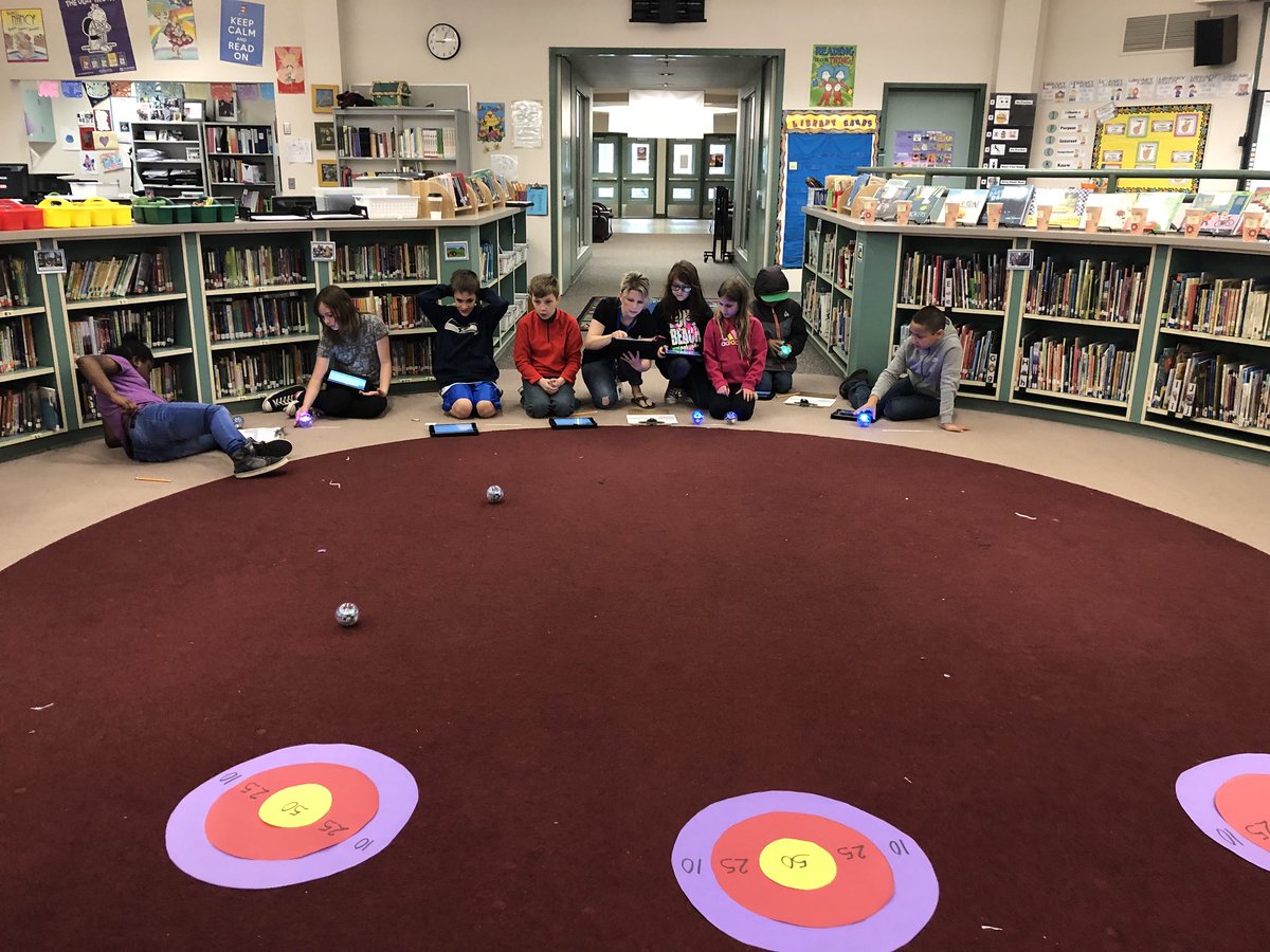 ErichaAnderson's tweet photo. Bullseye! H.O.R.N.E.T. Friday’s are my favorite! We were right on target today with @SpheroEdu #weLearnVPS #harneylearning https://t.co/tnqf8CQT1Z