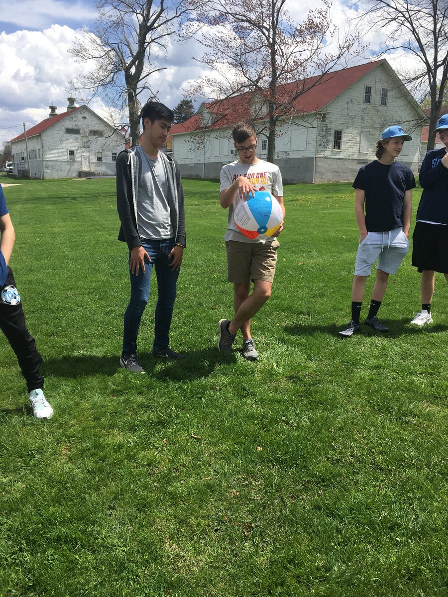 mrs_vokic's tweet photo. Much Ado About Nothing Socratic Beach Ball🏖 practicing our skills #southHSpointsofpride @SOUTH_Principal @MrsMJohnson_Eng @WESchools https://t.co/1L1bXiYgSY