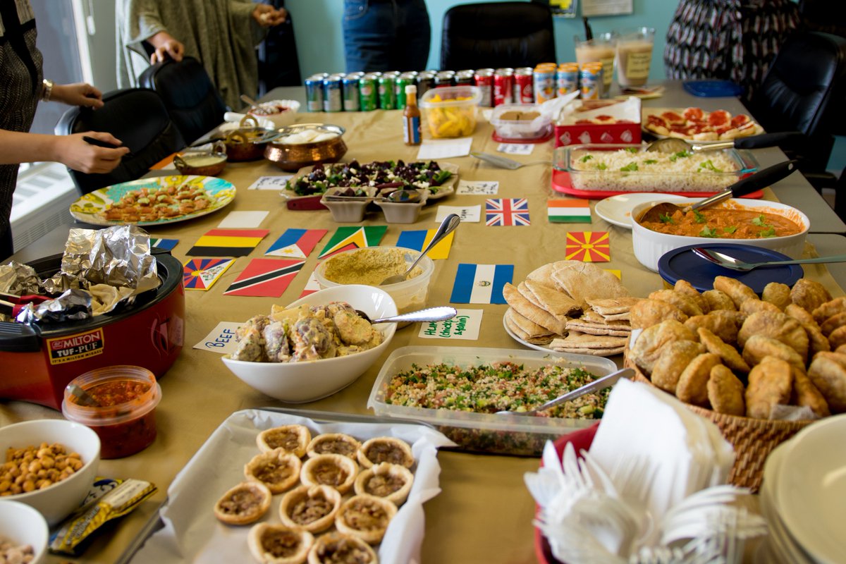 HabitatCanada's tweet photo. Here's the @HabitatCanada crew, about to enjoy an amazing potluck lunch as part of the @GenProjectOrg! #nomnom #GetConnected #GeneratorWeekend https://t.co/SuhkcsIs25