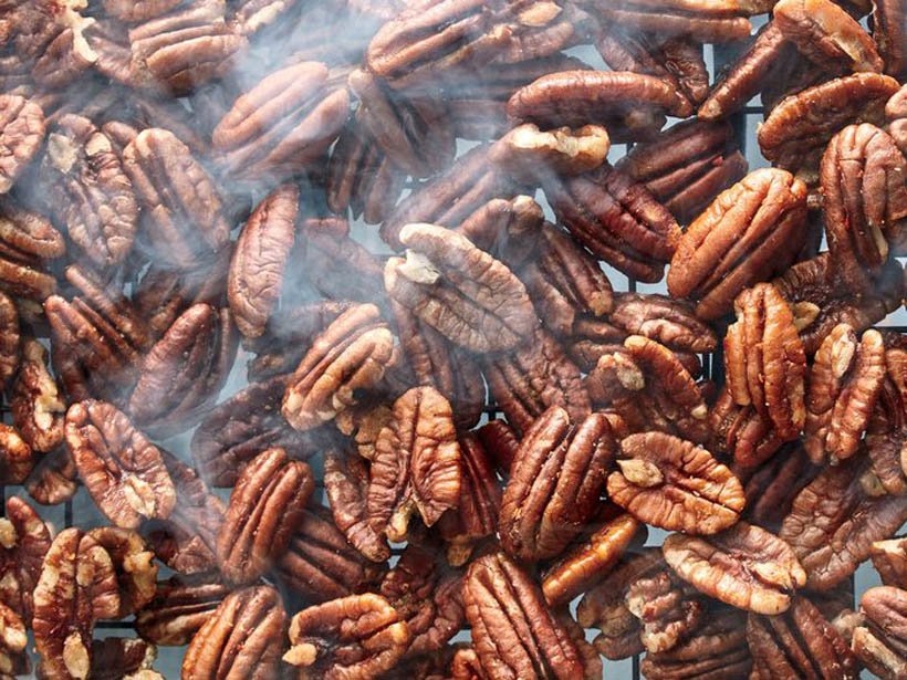 5 SIZZLIN' RECIPES ON THE BLOG #gotpecans #texas
It’s a hot take on the coolest nut in town! Bring out the best in your #pecans by roasting &amp; toasting them. #food alamopecan.com/tips-on-how-to…