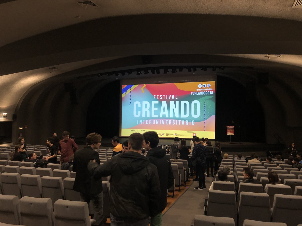 CulturalCBurgos's tweet photo. El Cultural Caja de Burgos se viste de gala para entregar los premios del #Creando2018. Las promesas del Audiovisual se reúnen hoy en #Burgos. https://t.co/uE0JcNImFC