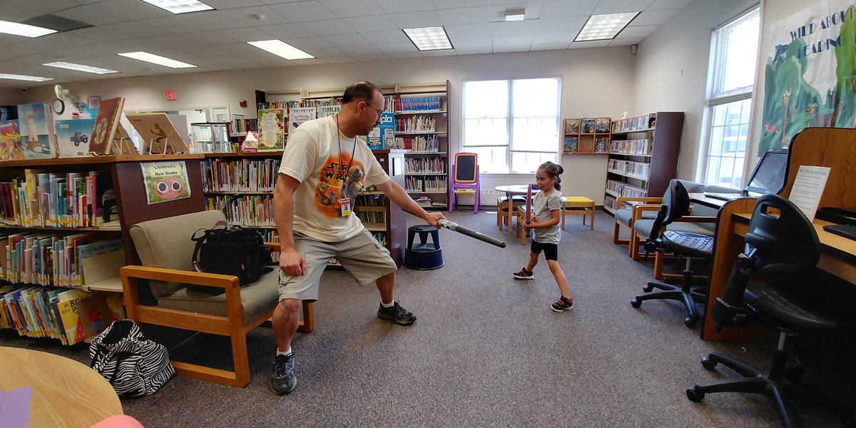 DavidBiggy's tweet photo. @HamillHimself @RidleyDaiIy @dave_filoni @starwars @oceancountylib Lightsaber construction at the local library with Emily. May the Fourth be with you, always! https://t.co/5elsfMiXhN