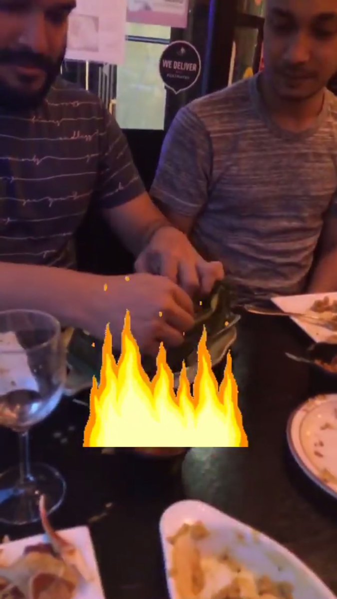 Seancheesecake's tweet photo. #pixleememories from last night’s dinner! https://t.co/3sRcp4WiIV