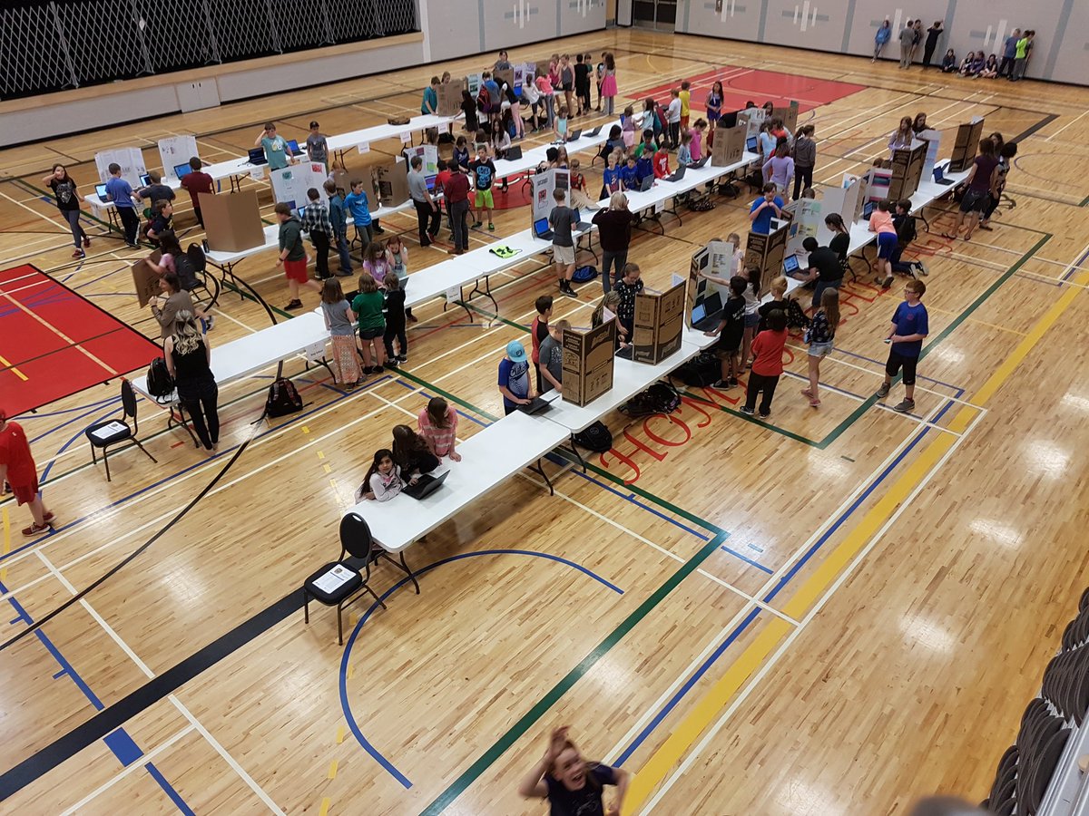 peglaws's tweet photo. Getting ready for our next #CodingQuest @secpsd! Check us out in Weyburn Sask! https://t.co/LInUhUf9az