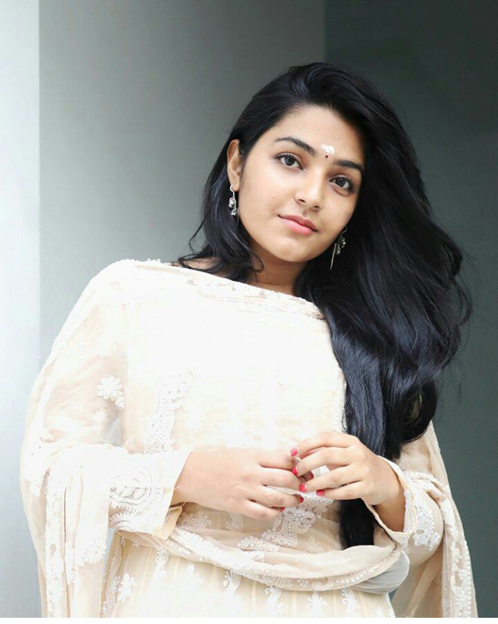 ✨உதித்தா✨ 𝕁𝕖𝕣𝕜 𝕠𝕗𝕗 𝕨𝕚𝕥𝕙 𝕌𝕕𝕚𝕥𝕒 ✨ (@udita_cam) on Twitter photo 